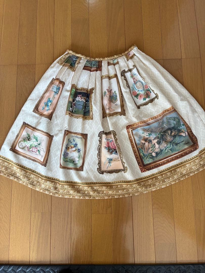 Innocent World 絵画フレームフレアスカート