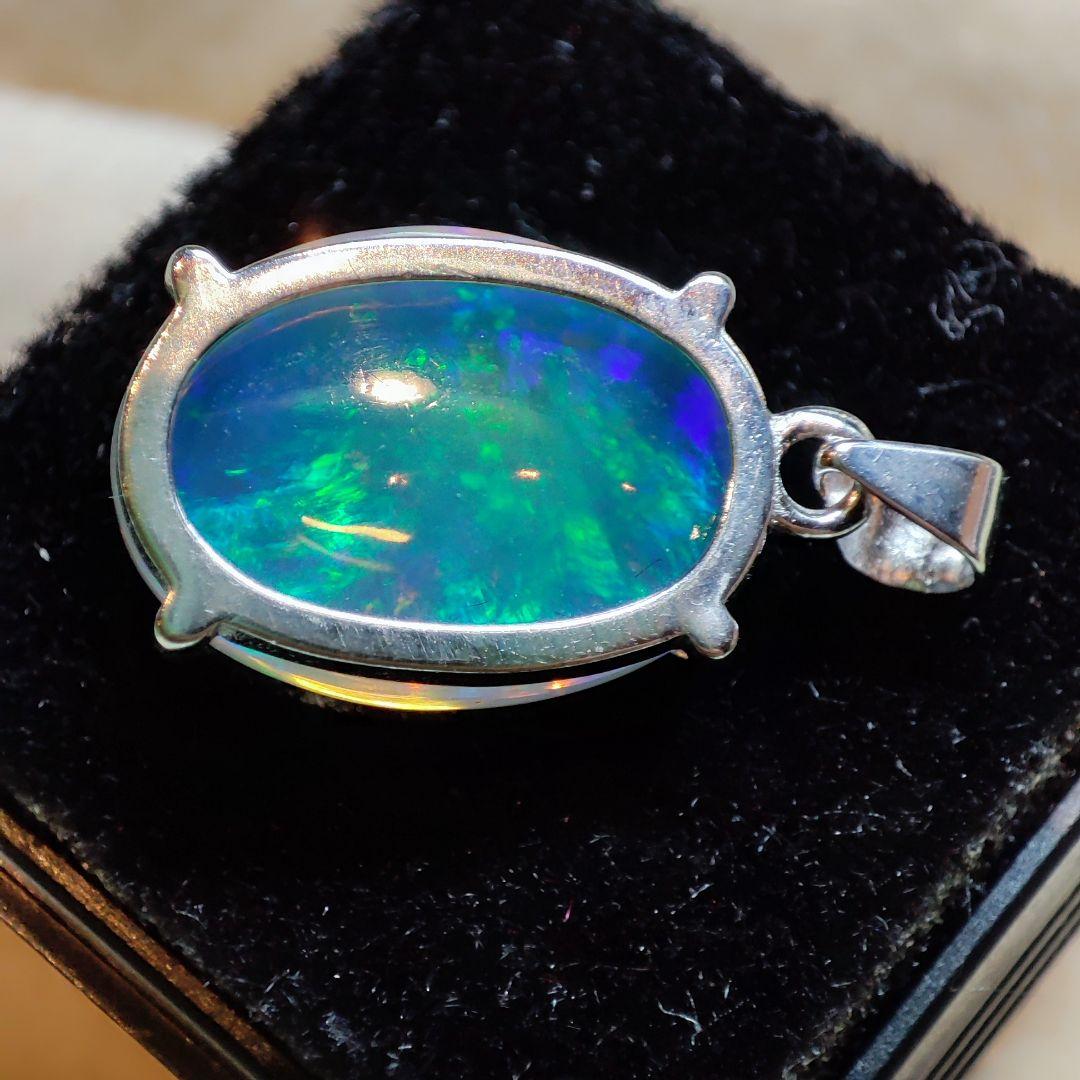 天然石エチオピアオパール　ペンダントトップ　ハンドメイド　Silver 925㉔