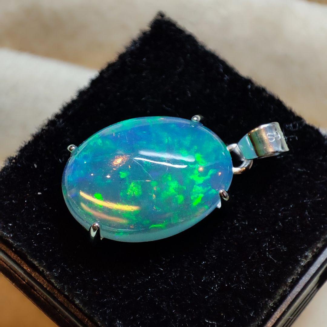天然石エチオピアオパール　ペンダントトップ　ハンドメイド　Silver 925㉔