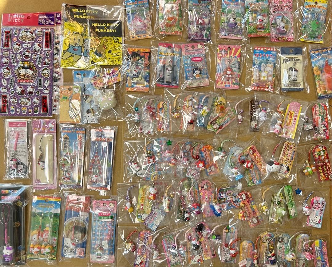 【レア】 ご当地キティ 根付け ファスナーマスコット その他まとめ売り 71点