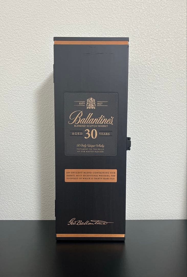 Ballantine's 30年スコッチウイスキー750ml ギフトボックス入り
