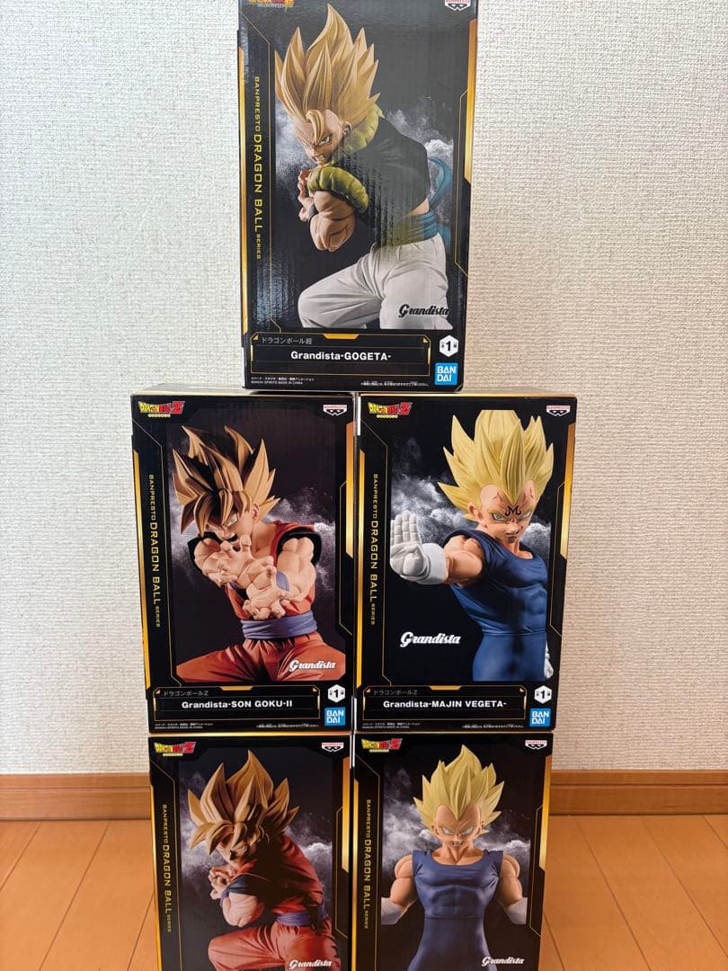 ドラゴンボール、鬼滅の刃、ワンピースフィギュア35体おまとめセット
