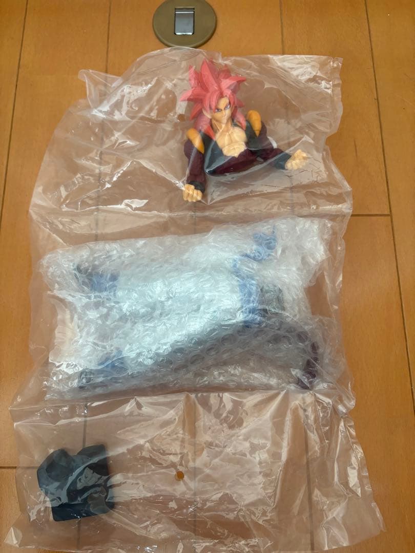 ドラゴンボール、鬼滅の刃、ワンピースフィギュア35体おまとめセット