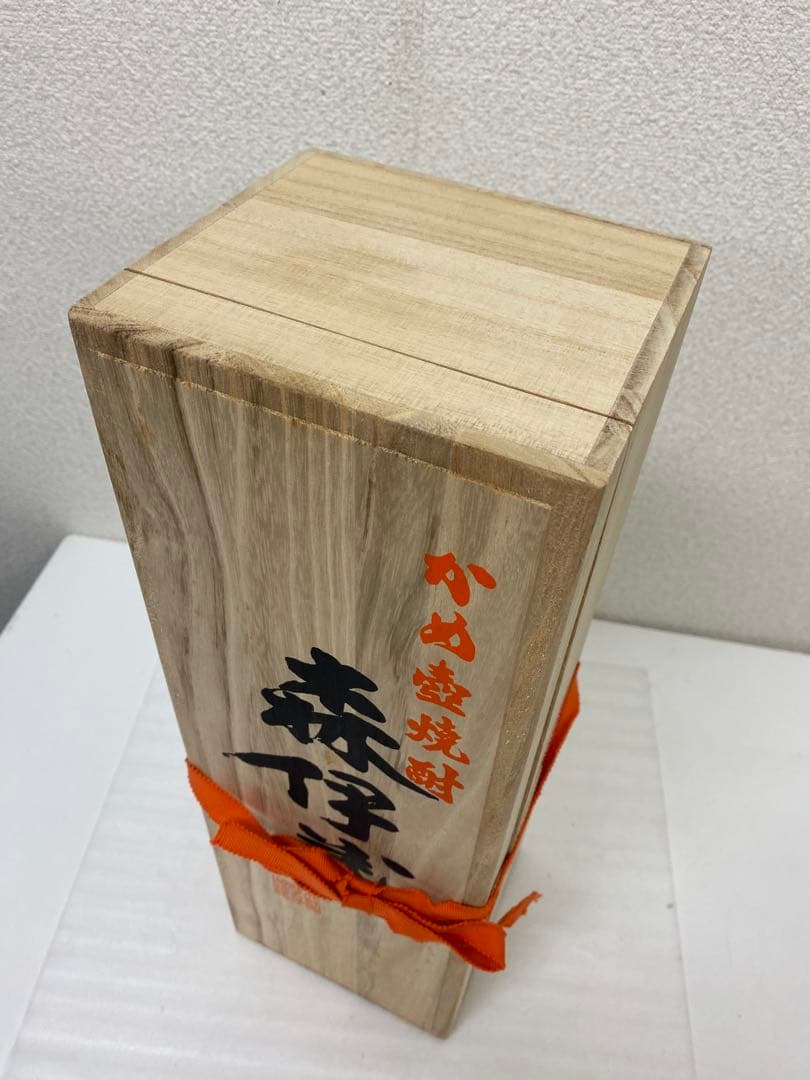 【ヒメハル 】3-2413 かめ壺焼酎　森伊蔵　1,800ml 共箱付き