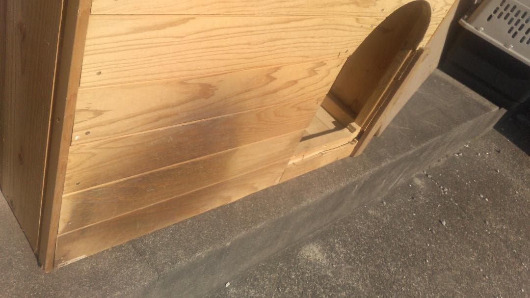 犬小屋　手作り　ヒノキ使用　愛犬が一度も入りません　上部フタ取り外し可　埼玉引取