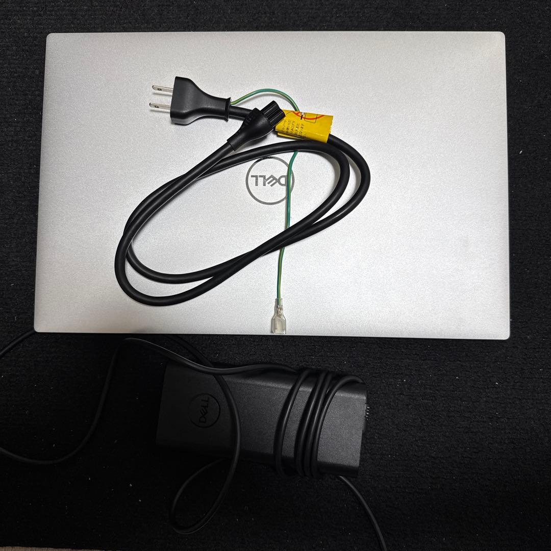 ノートパソコン　Dell xps-15 i9