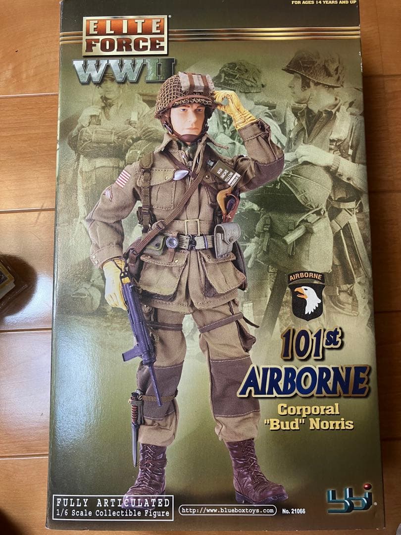 ELITE FORCE WWII フィギュア4体セット