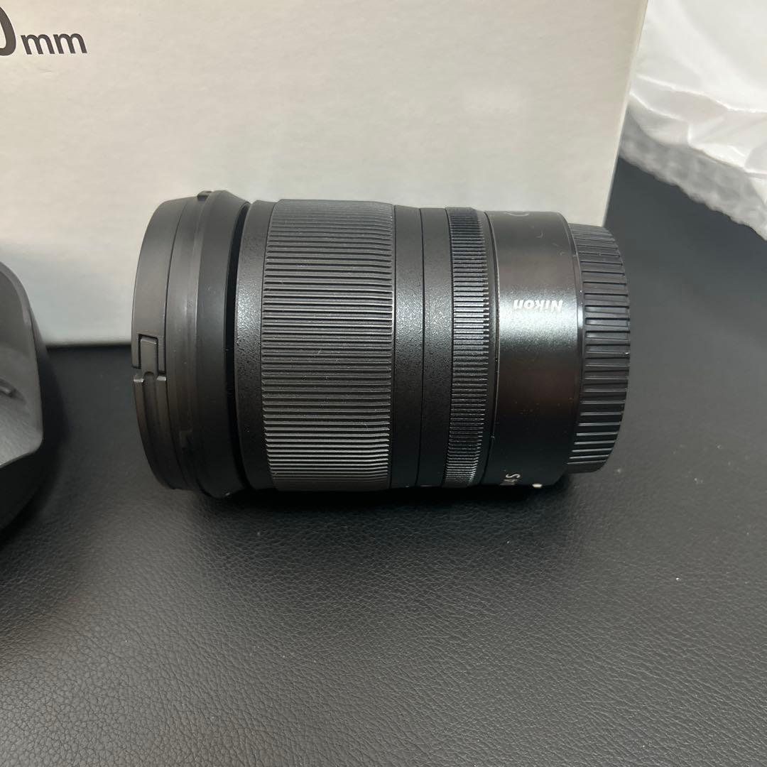 ニコン　Nikkor Z 24-70mm f4