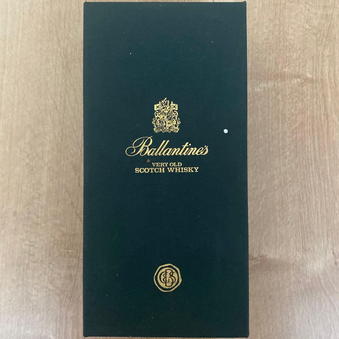 バランタイン　17年　750ミリリットル　　木箱入り