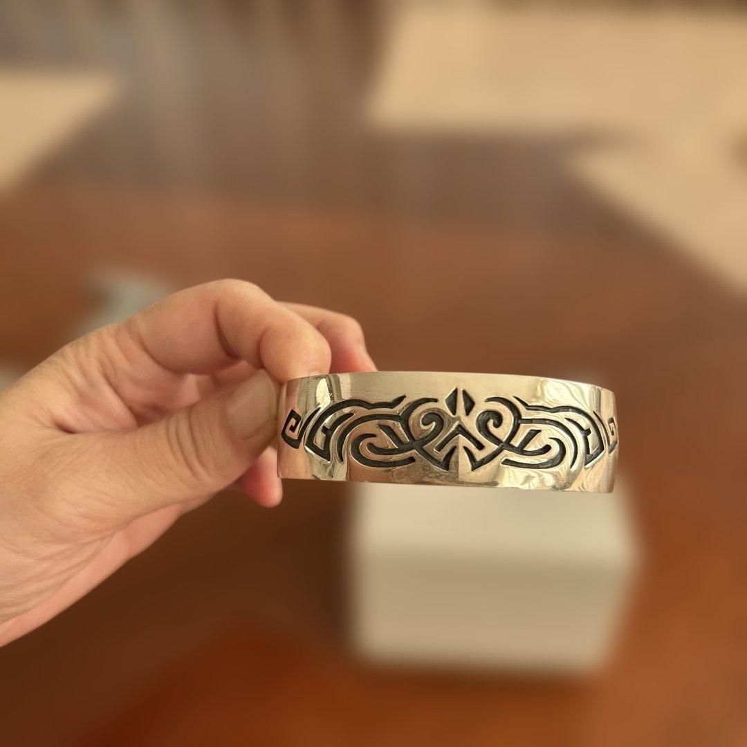 メンズ　シルバーバングル