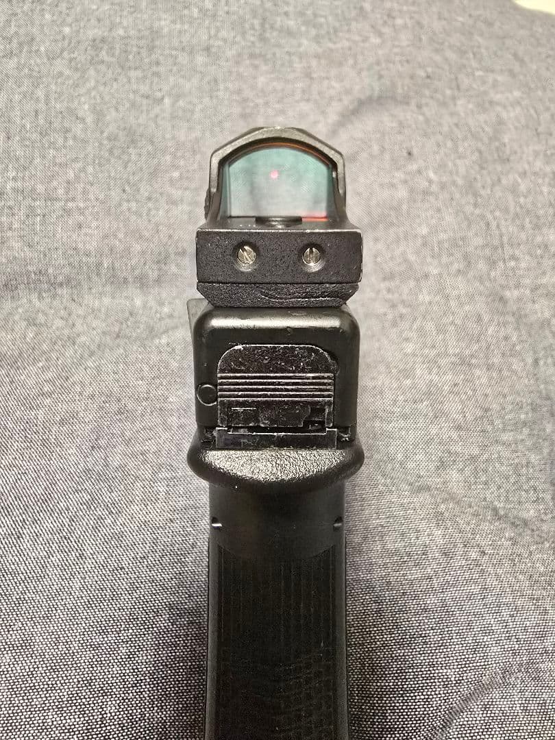 東京マルイ GLOCK18C ガスガン (カスタム済み) ドットサイト付