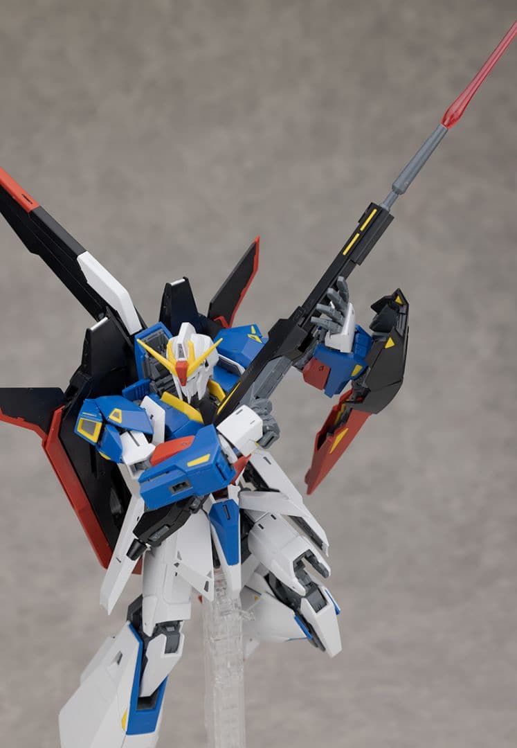 組立済ガンプラ「MGゼータガンダム　Ver.Ka」完成品　シール&全パーツ付属