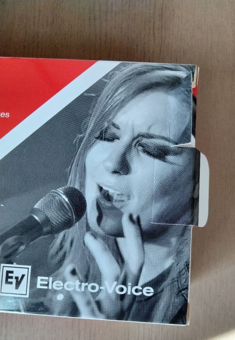 新品同様　ND76S エレクトロボイス　マイク　カラオケ　スタジオ　ライブ