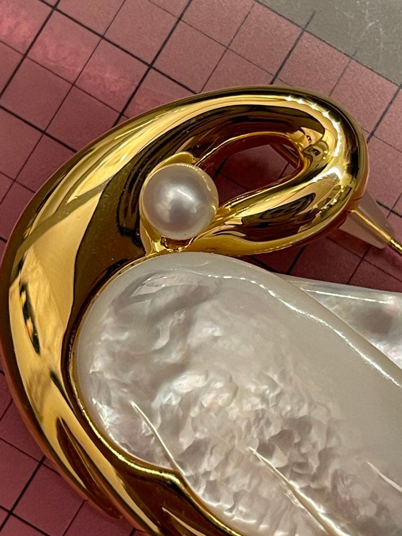 TASAKI 田崎真珠 ブローチ パール　白蝶貝　スワン　白鳥　シェル