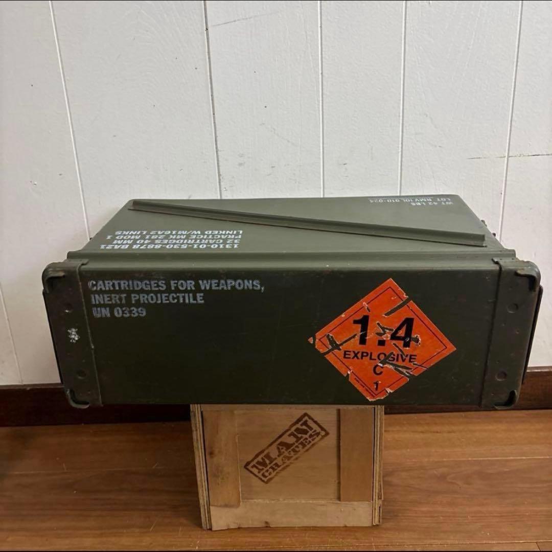 米軍　実物　AMMO BOX 40mm 32CARTRIDGES 弾薬箱