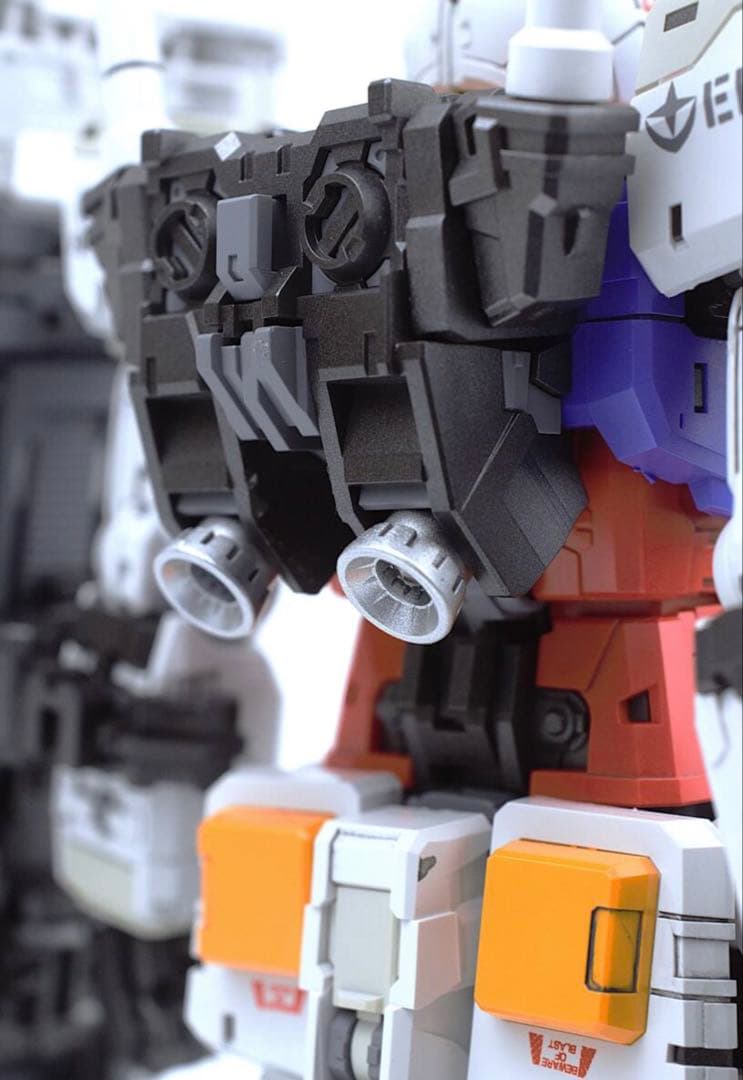 RG拡大版 1/100 RX-78 ガンダム FAT CAT 全塗装完成品 ①