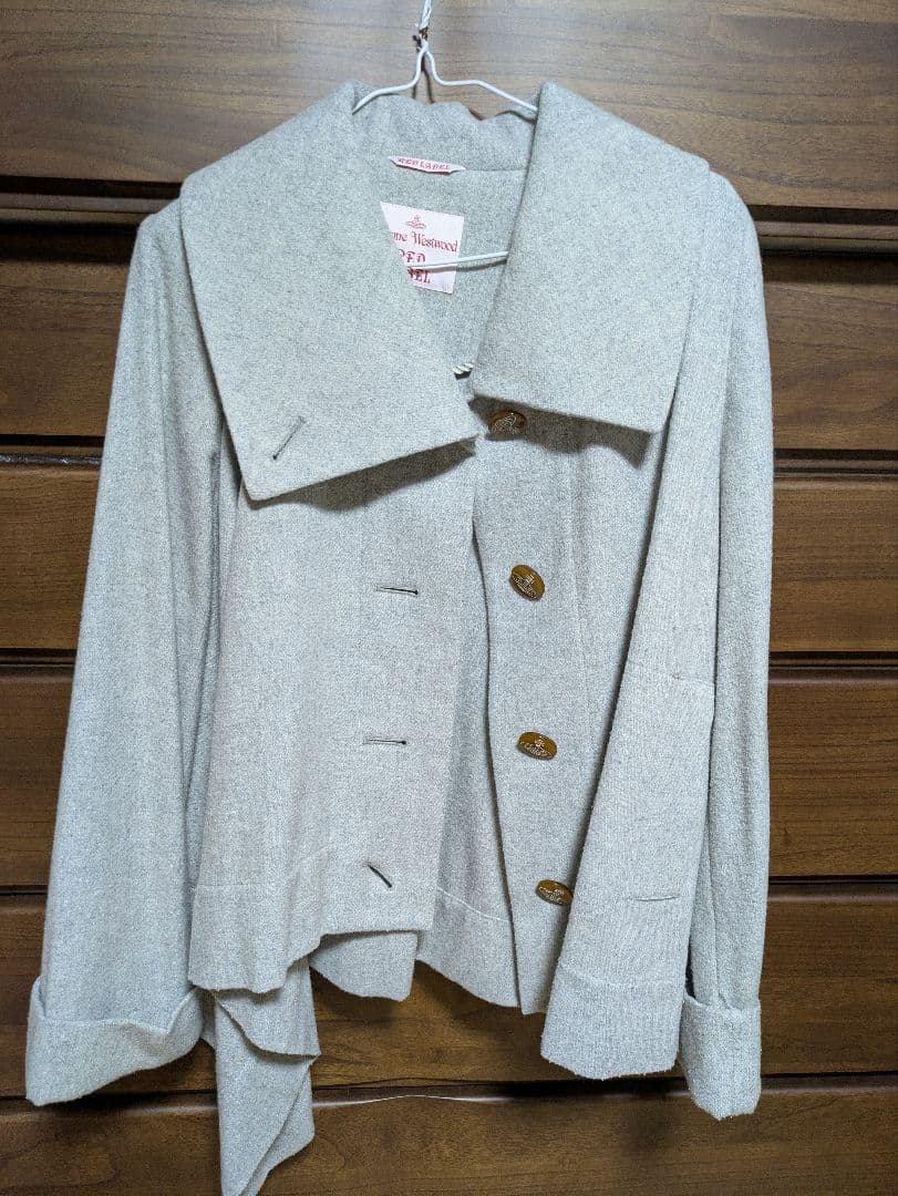 Vivienneショートコート