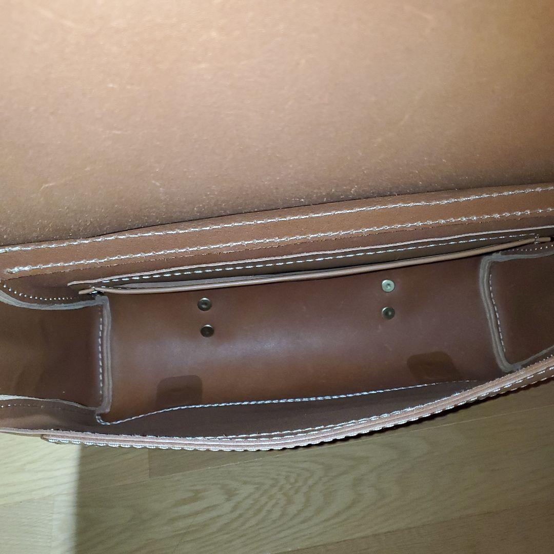 HERZ　棒屋根かぶせバッグ　本革　3wayバッグ