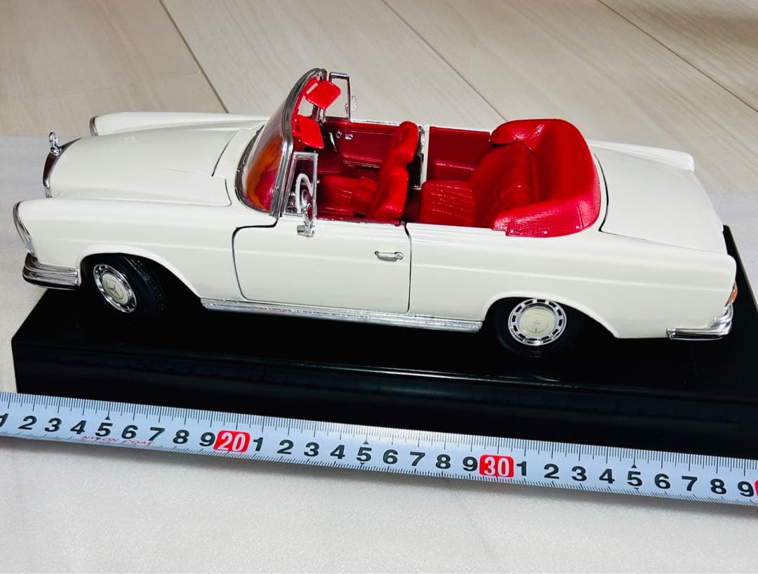 ホビーラジコン Maist  Mercedes-Benz 280SE 1966