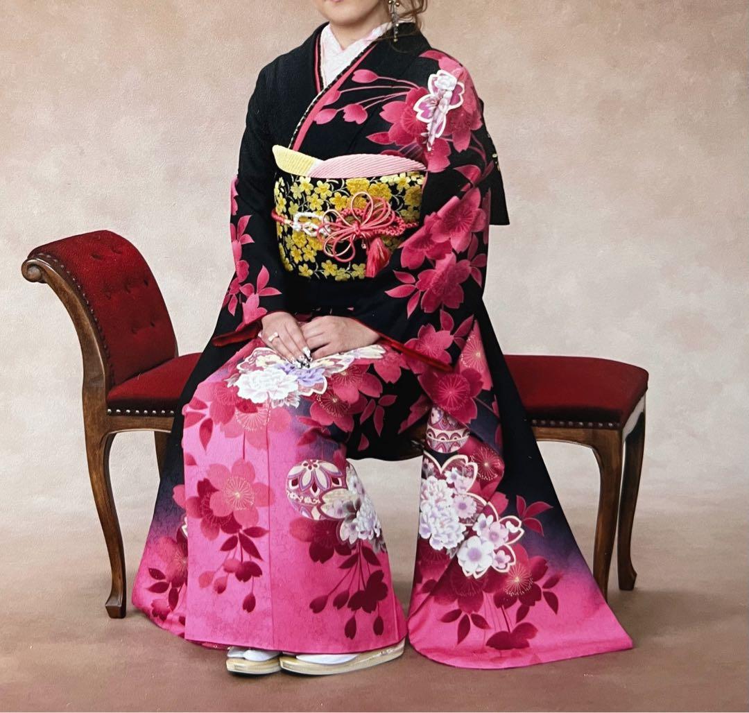 最終値下げ！振袖フルセット　黒とピンクの花柄