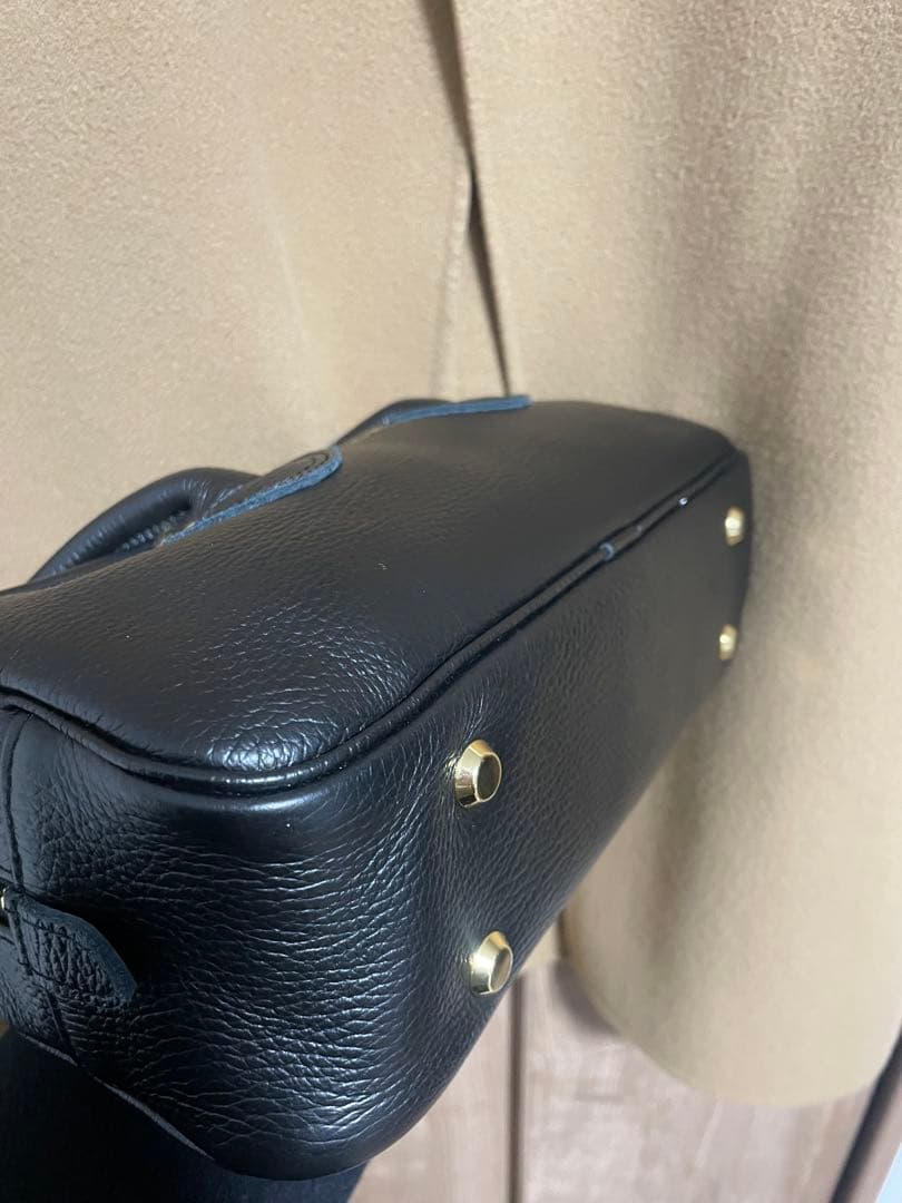 ヤングアンドオールセン　ハンドバッグ