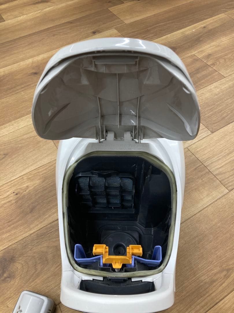 三菱　MITSUBISHI 紙パック式 掃除機 紙パック掃除機 2021年製