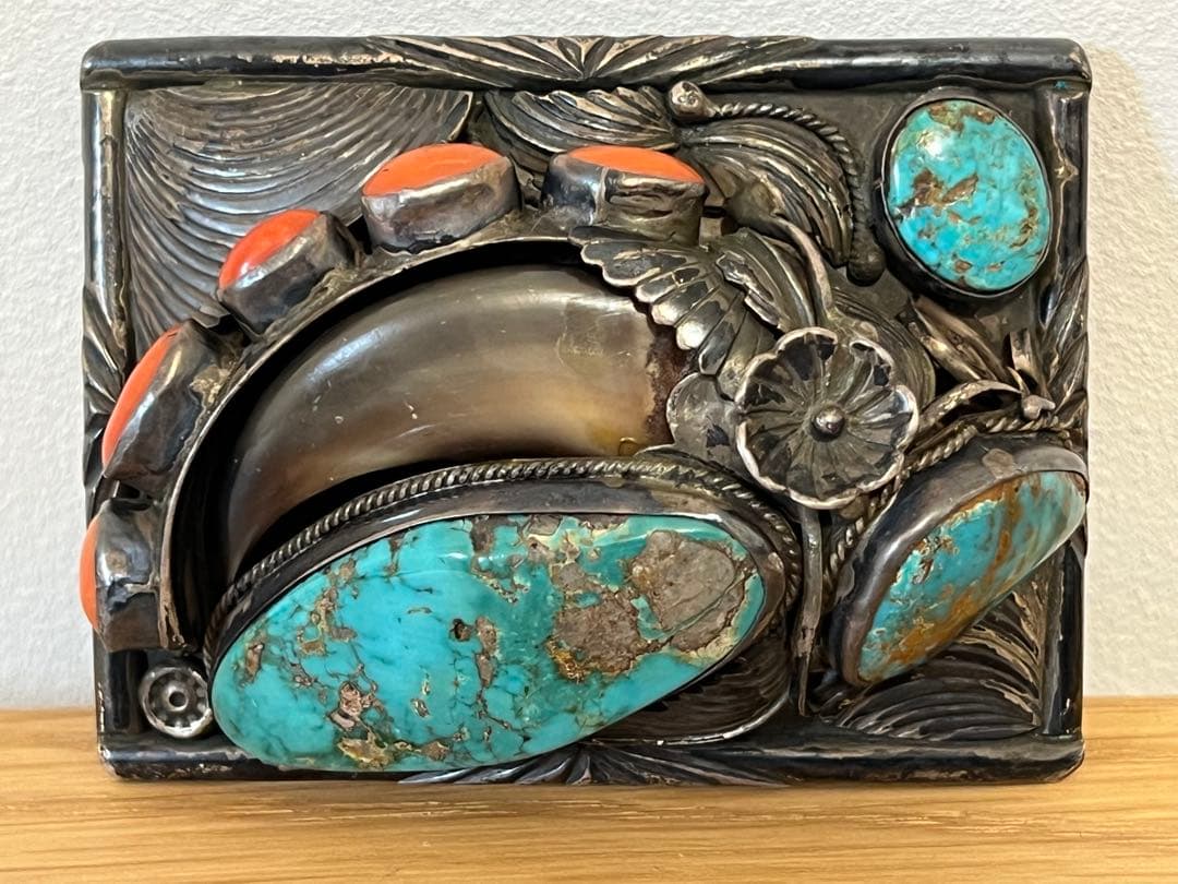 ネイティブ・アメリカン ベアクロー・ターコイズ・コーラル装飾アンティークバックル