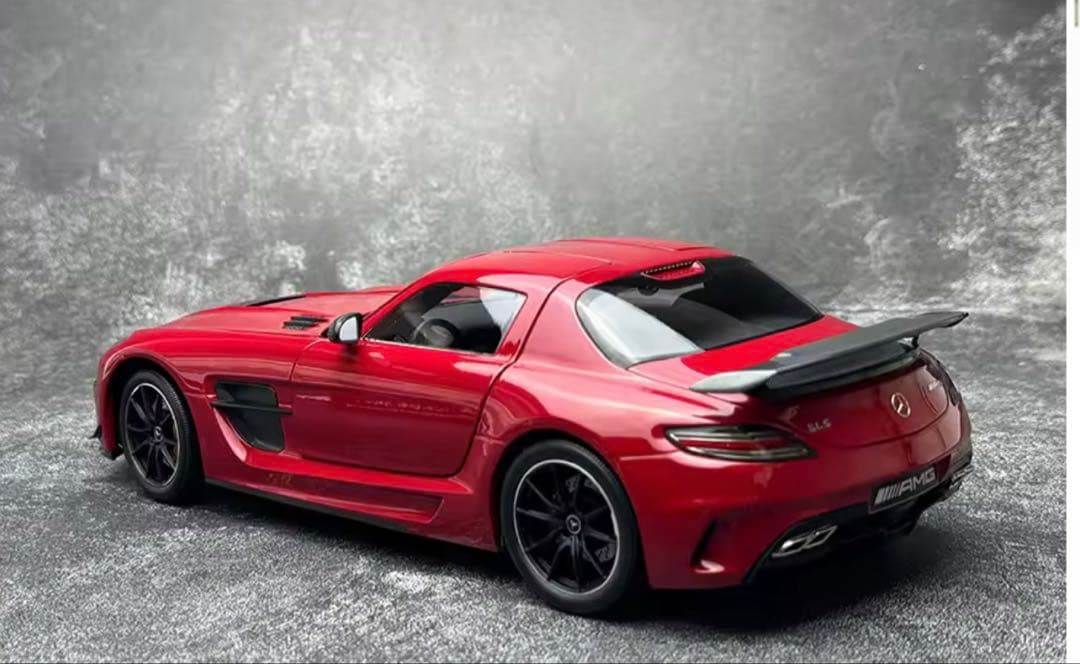 MINICHAMPS メルセデス・ベンツ SLS AMG 1:18