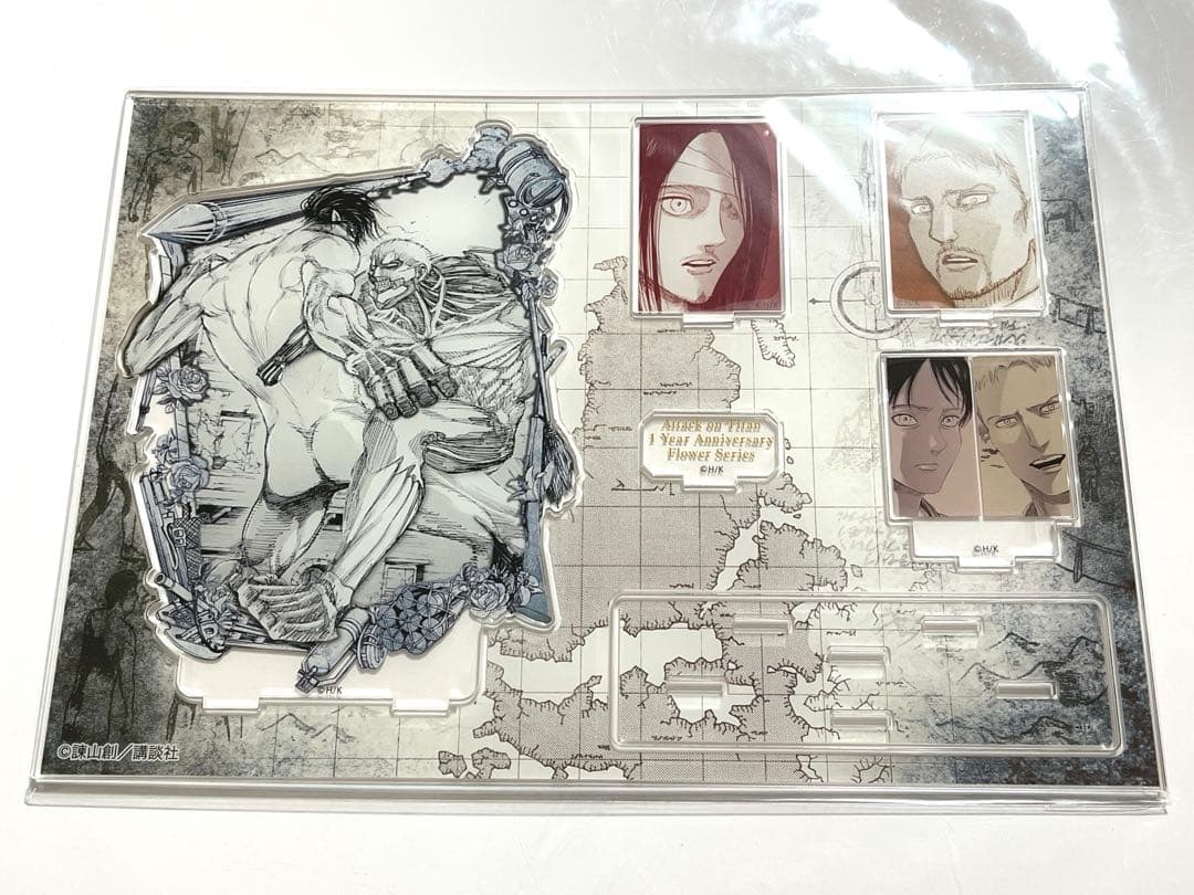 進撃の巨人 ANIQUE アクリルジオラマ　人類の戦い　エレン　ライナー