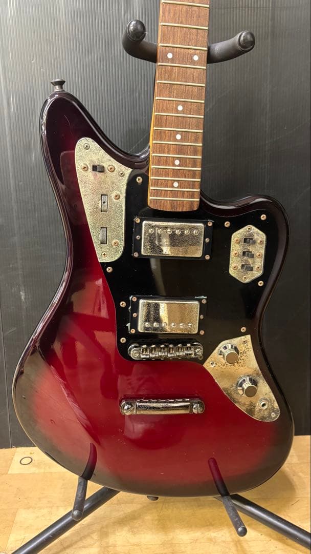 Fender JAGUAR P067065 ギター ジャンク品