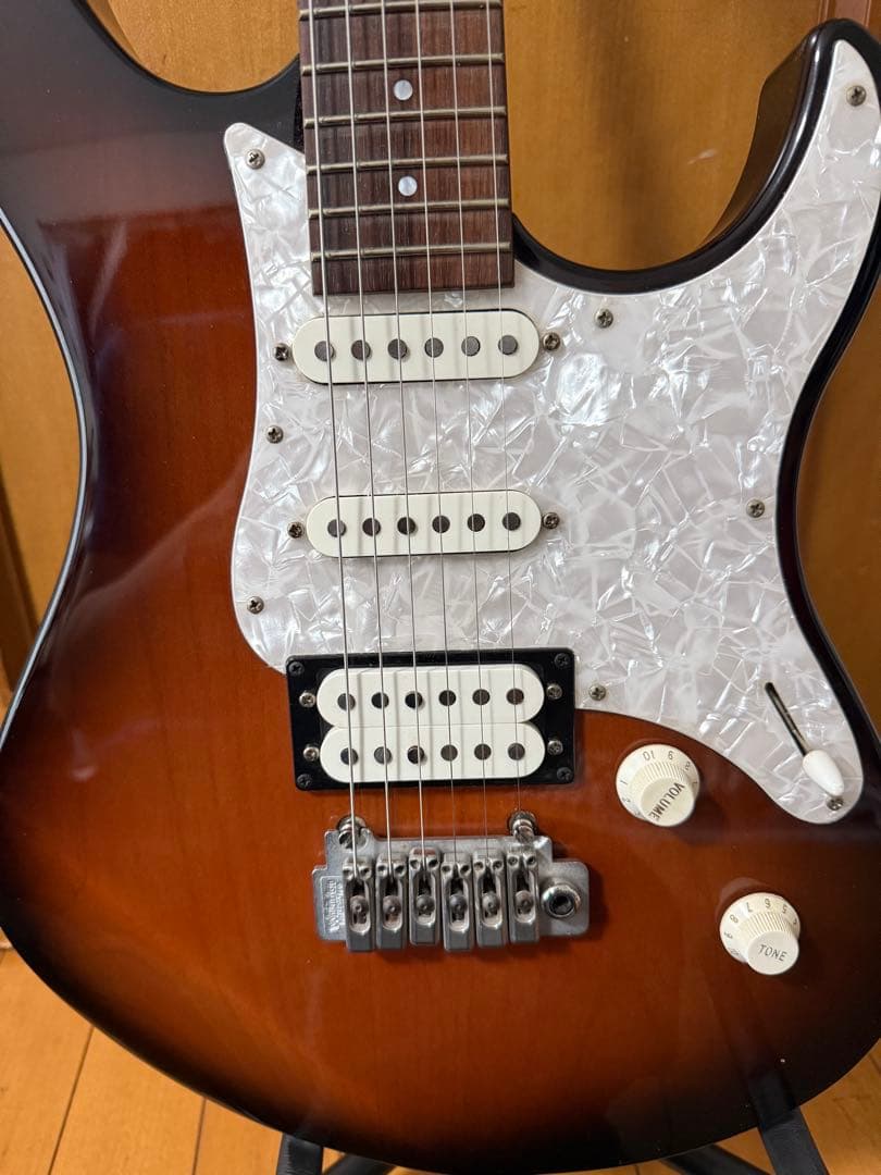 ギター YAMAHA Pacifica 604W