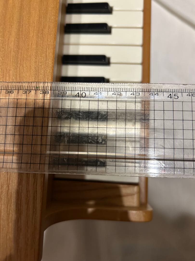 KAWAI 木製ミニピアノ 32鍵　ナチュラル