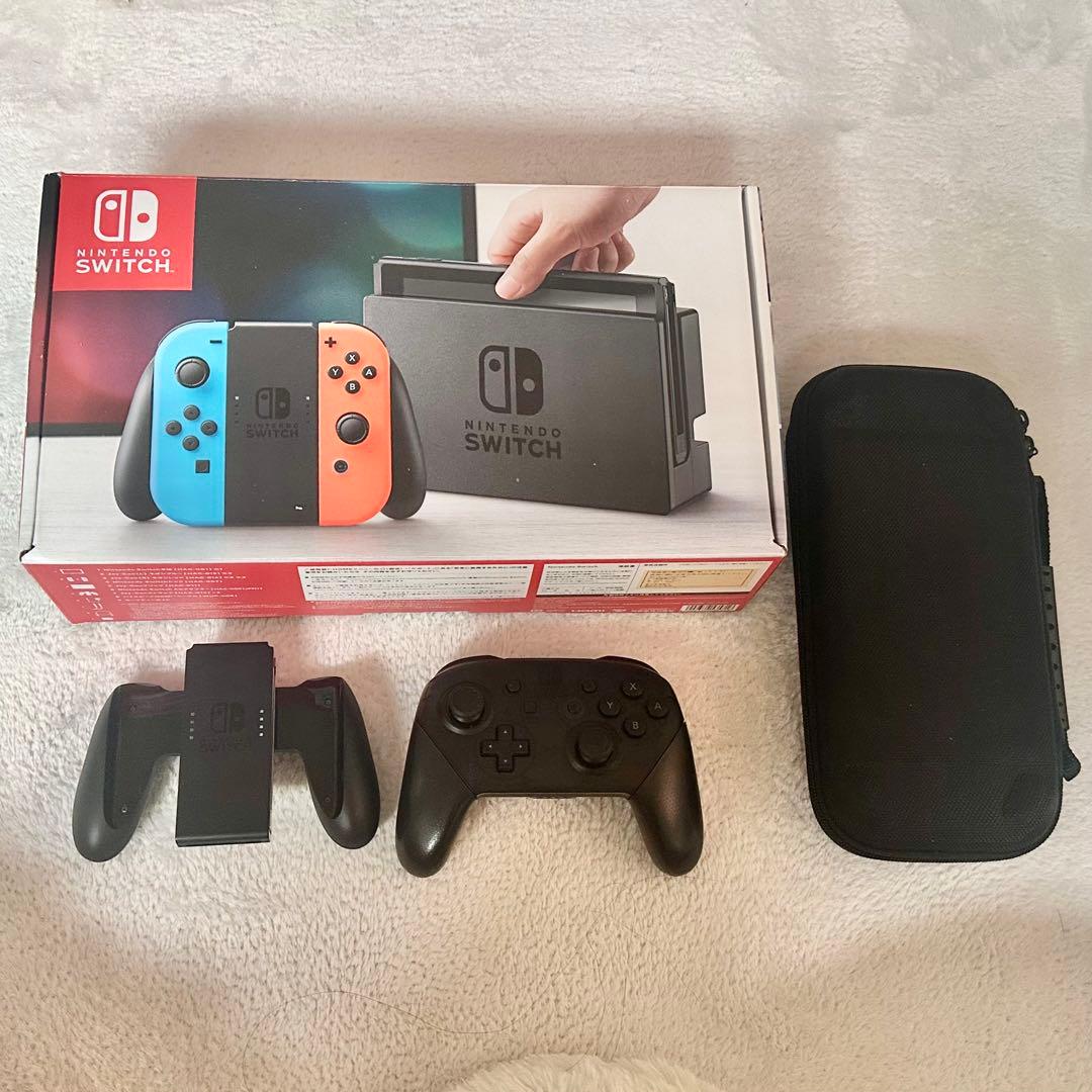 Nintendo Switch 本体　プロコン ケース付