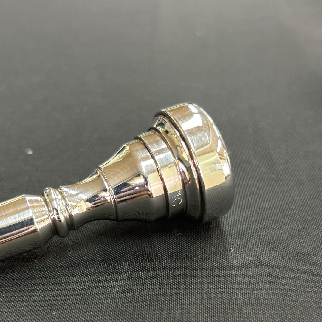 トランペットマウスピース　ジャルディネリ