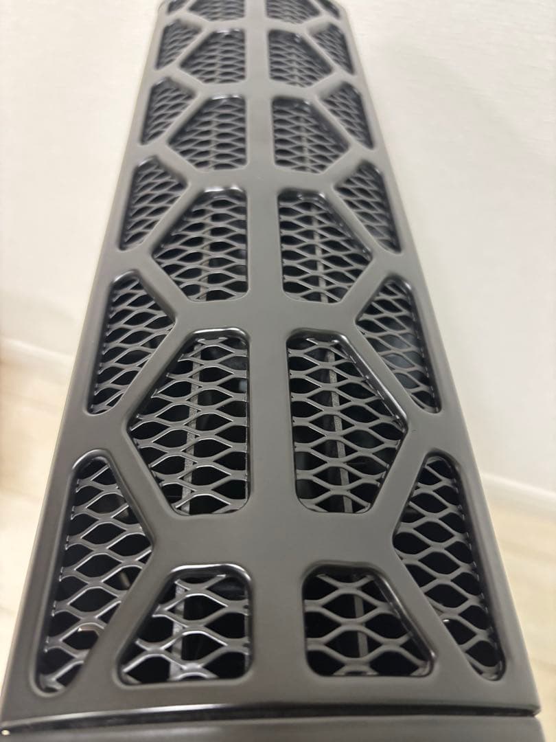 【訳あり美品】DeLonghi オイルヒーター ブラックmdhu15-pb