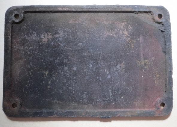 「Ｃ５７８２」の実装プレートとその製造銘板のセット