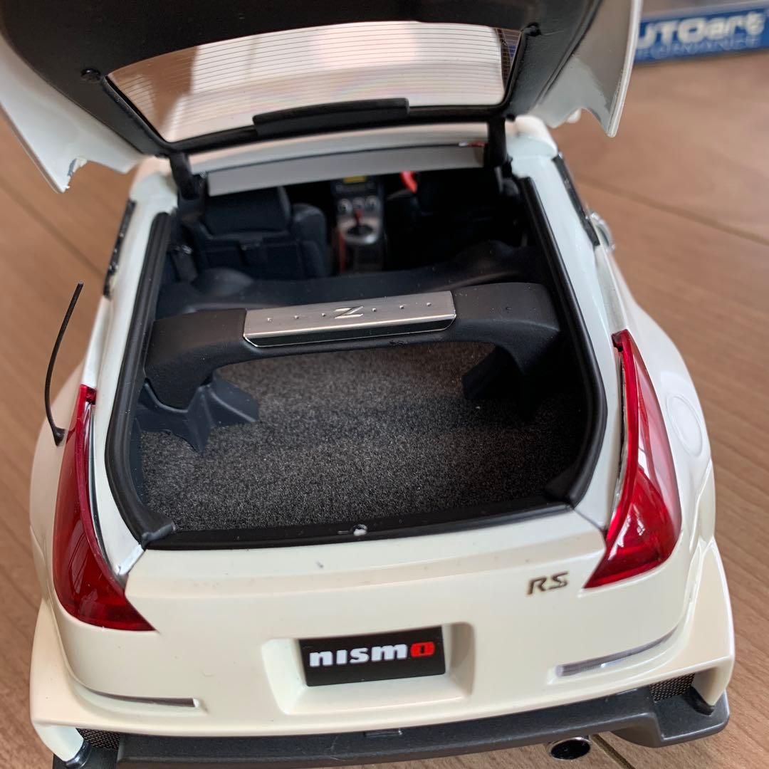 日産フェアレディZ version Nismo type380RS 1/18