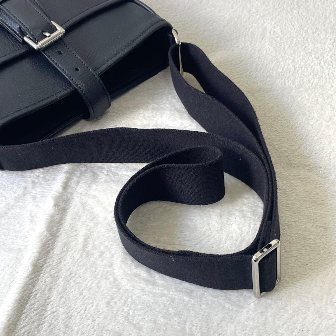 【美品】バーバリー ショルダーバッグ シボ革 ノバチェック オールレザー 黒