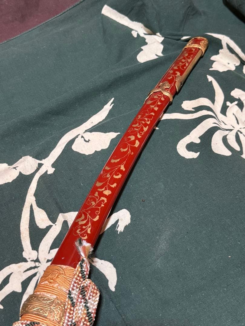模造刀　糸巻太刀拵　赤鞘　コスプレなどに