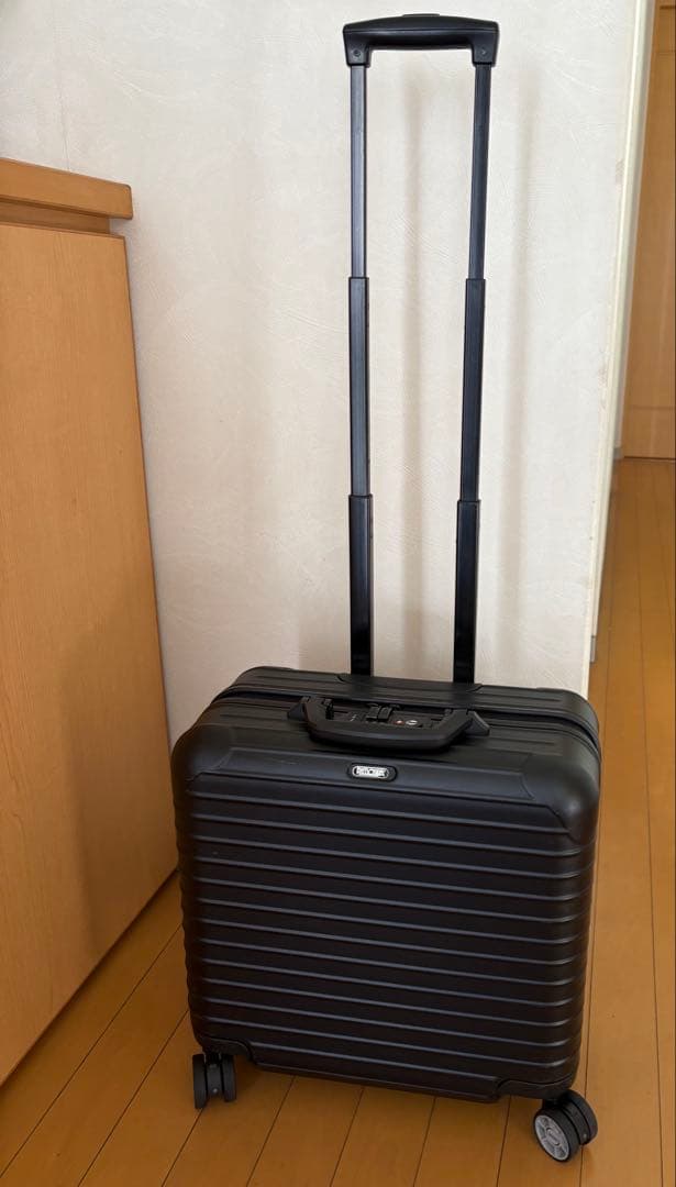 けい リモワ サルサ ビジネストロリー ブラック 27L