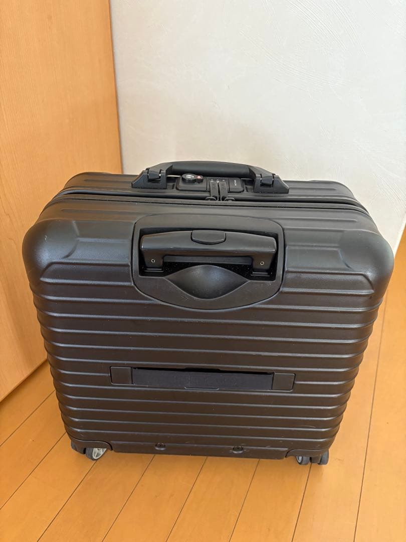 けい リモワ サルサ ビジネストロリー ブラック 27L