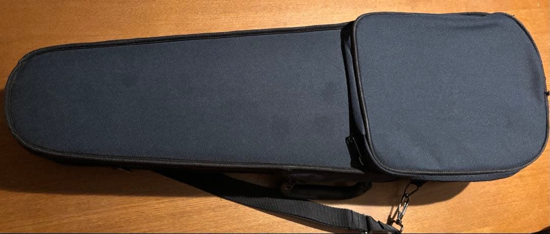 Suzukiバイオリン1/4 (230)本体 / 弓/ケース付き2016 年製造