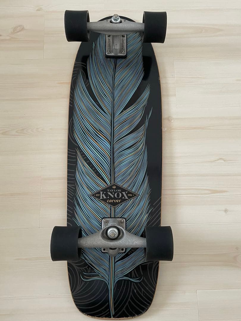 carver テイラーノックス・シグネチャーモデル サーフスケート
