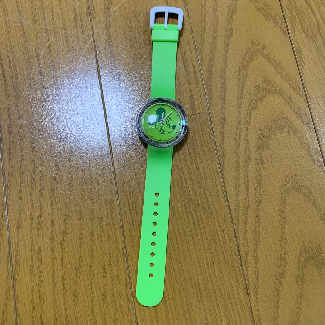 ディズニーストア 腕時計 ミッキー 黄緑