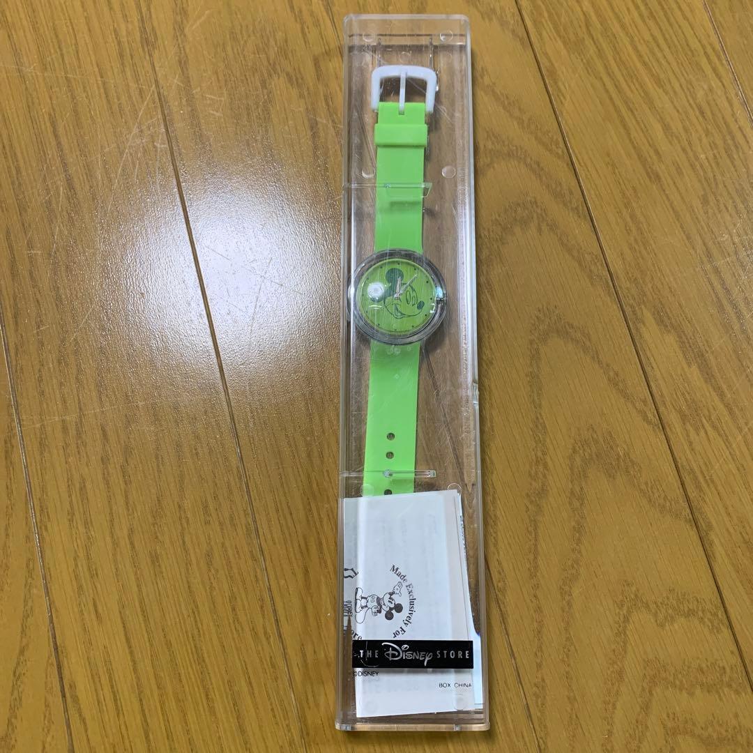 ディズニーストア 腕時計 ミッキー 黄緑