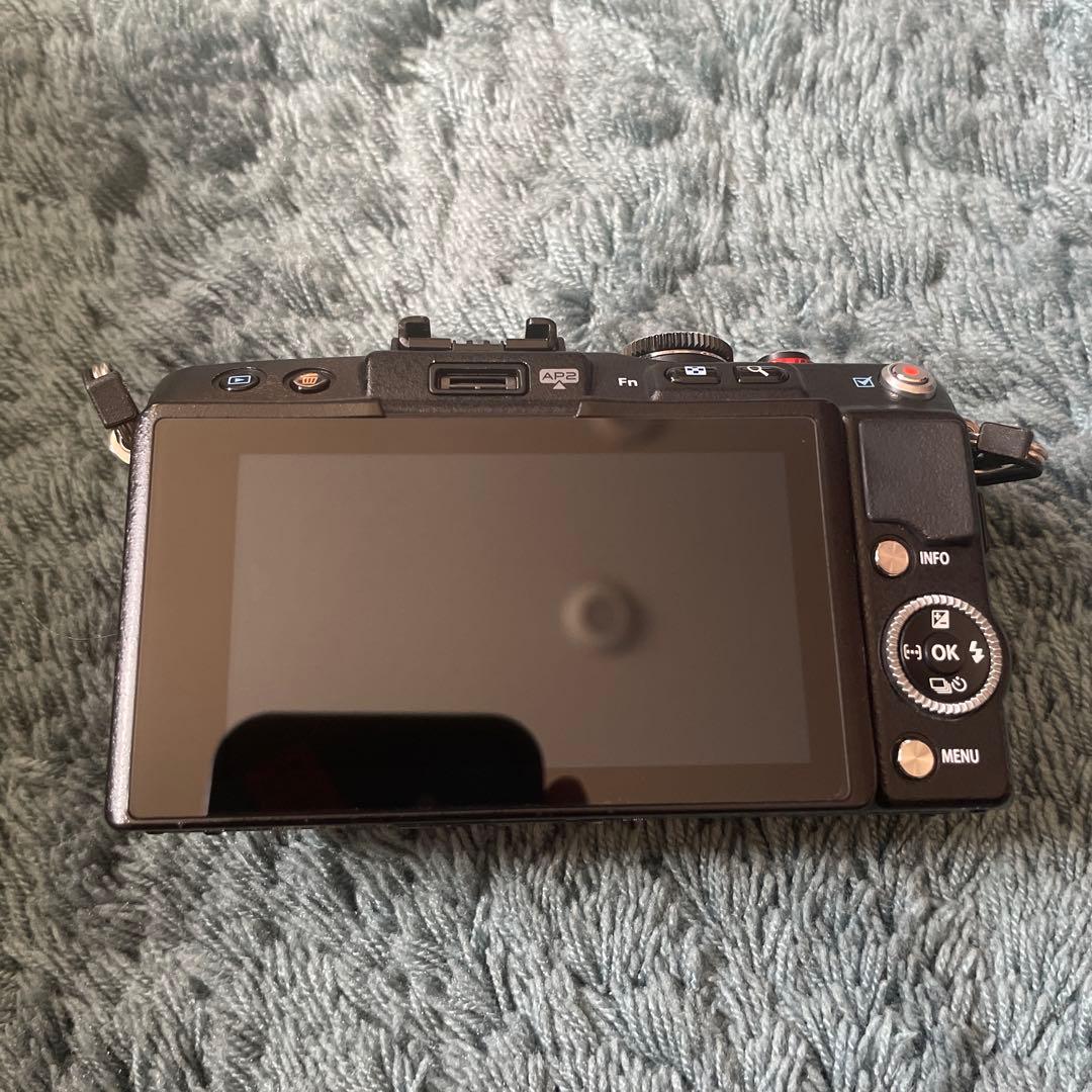 値下げしました！OLYMPUS E-PL6 ミラーレスカメラ