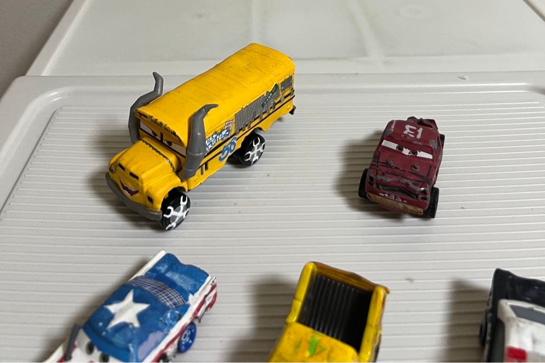 カーズ、マテル、ミニカー、（22番、54番、ミスフリッター）