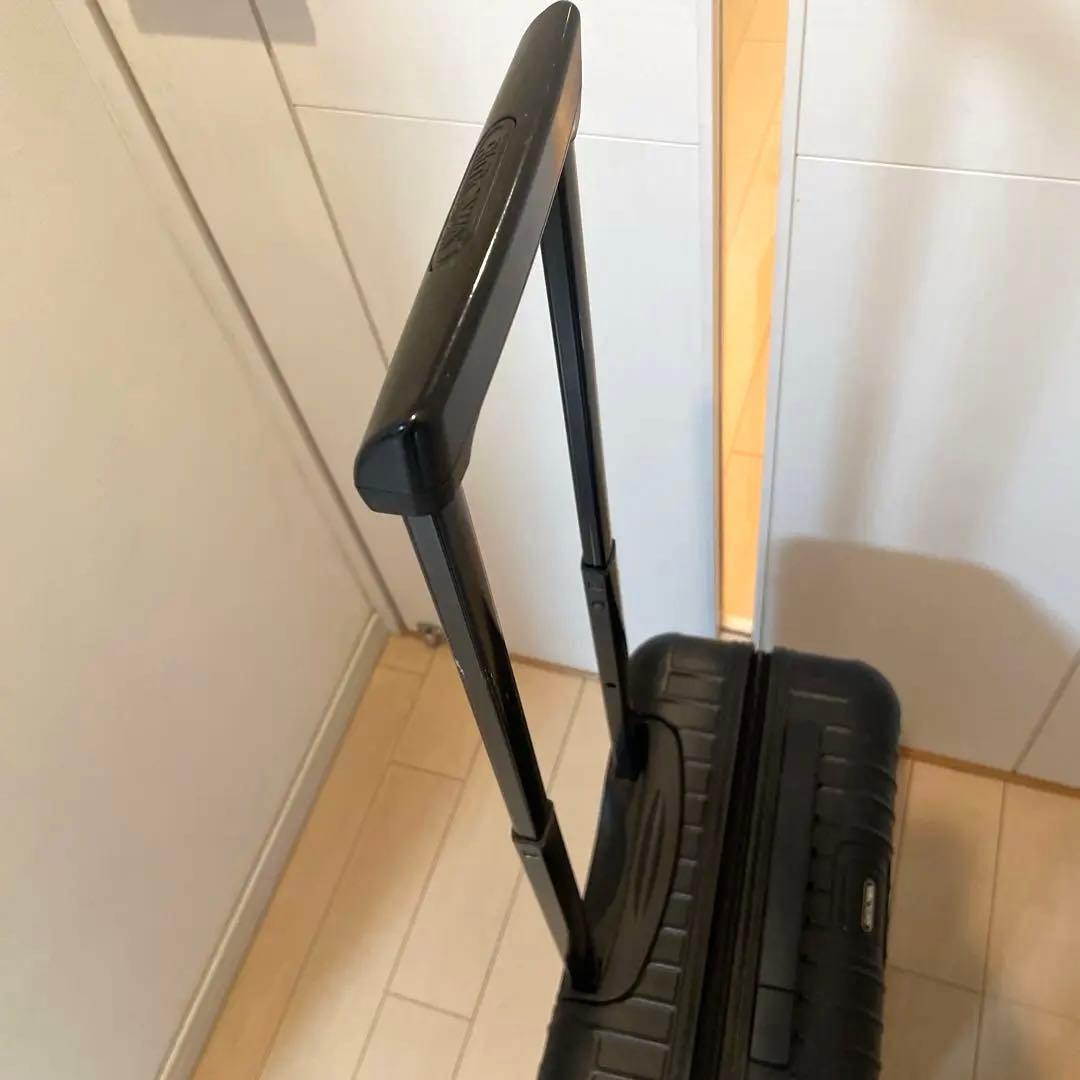 本物 RIMOWA リモワ サルサ　4輪 マットブラック 32L 機内