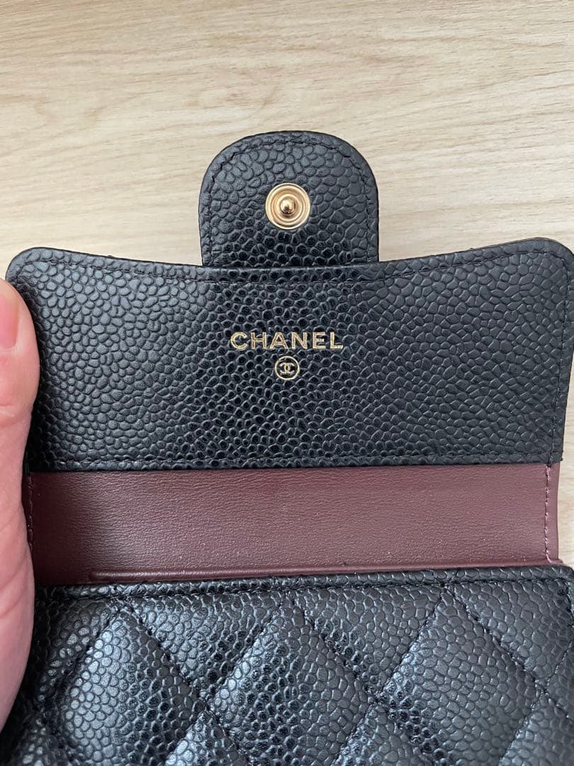 お値下げ中　美品　CHANEL ブラック レザー 二つ折り財布