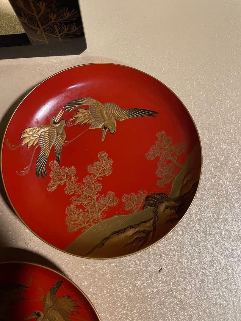 旧家蔵 黒漆塗 山水群鶴蒔絵 花月台 時代箱付・蒔絵盃台・大中小 三盃 時代物